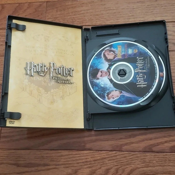 Harry Potter And The Prisoner Of Azkaban/And The Chamber Of Secrets DVD Sets - Picture 3 of 6